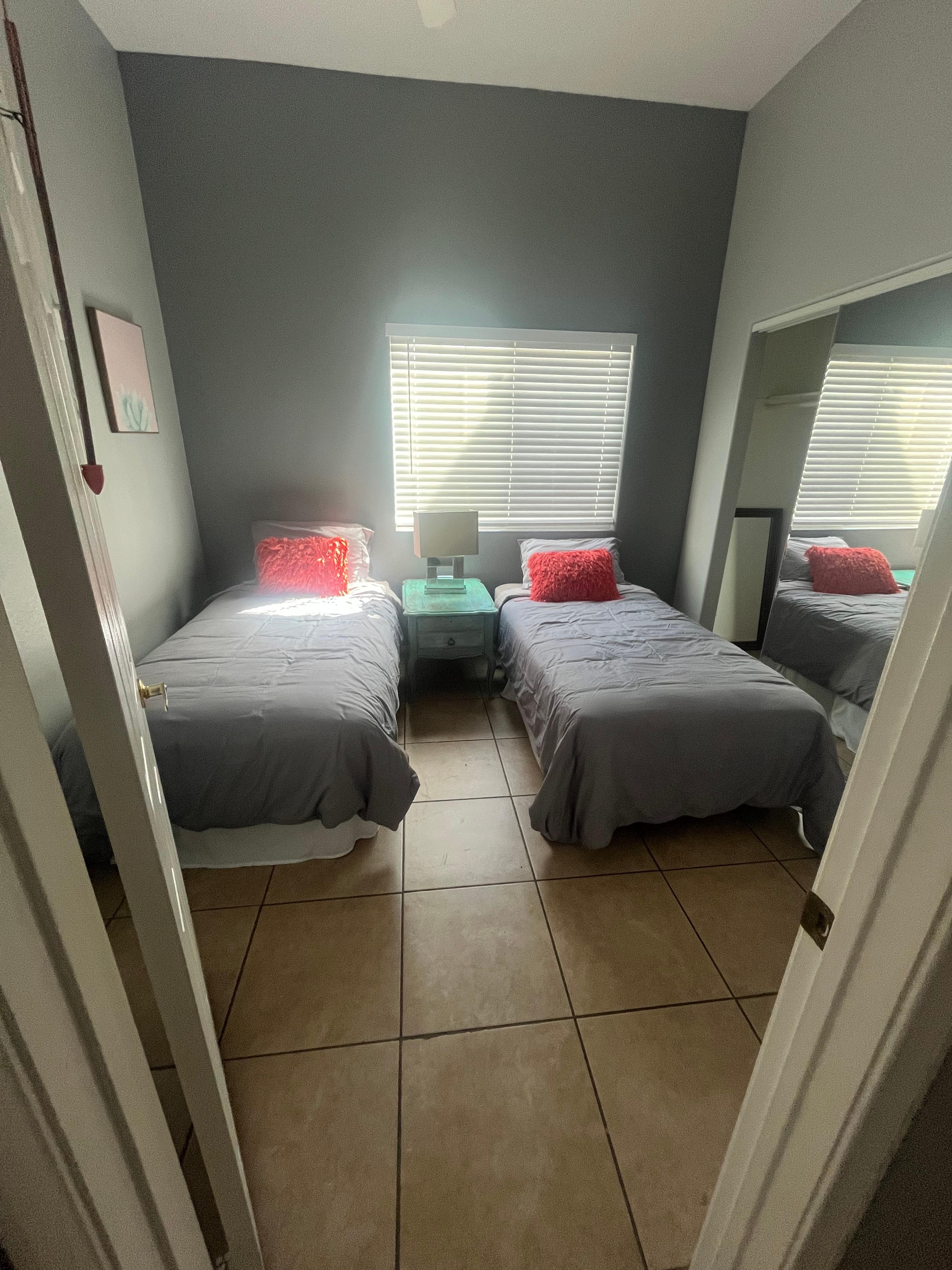 Room with no AC. We were told to leave door open to sleep and would circulate to the room.