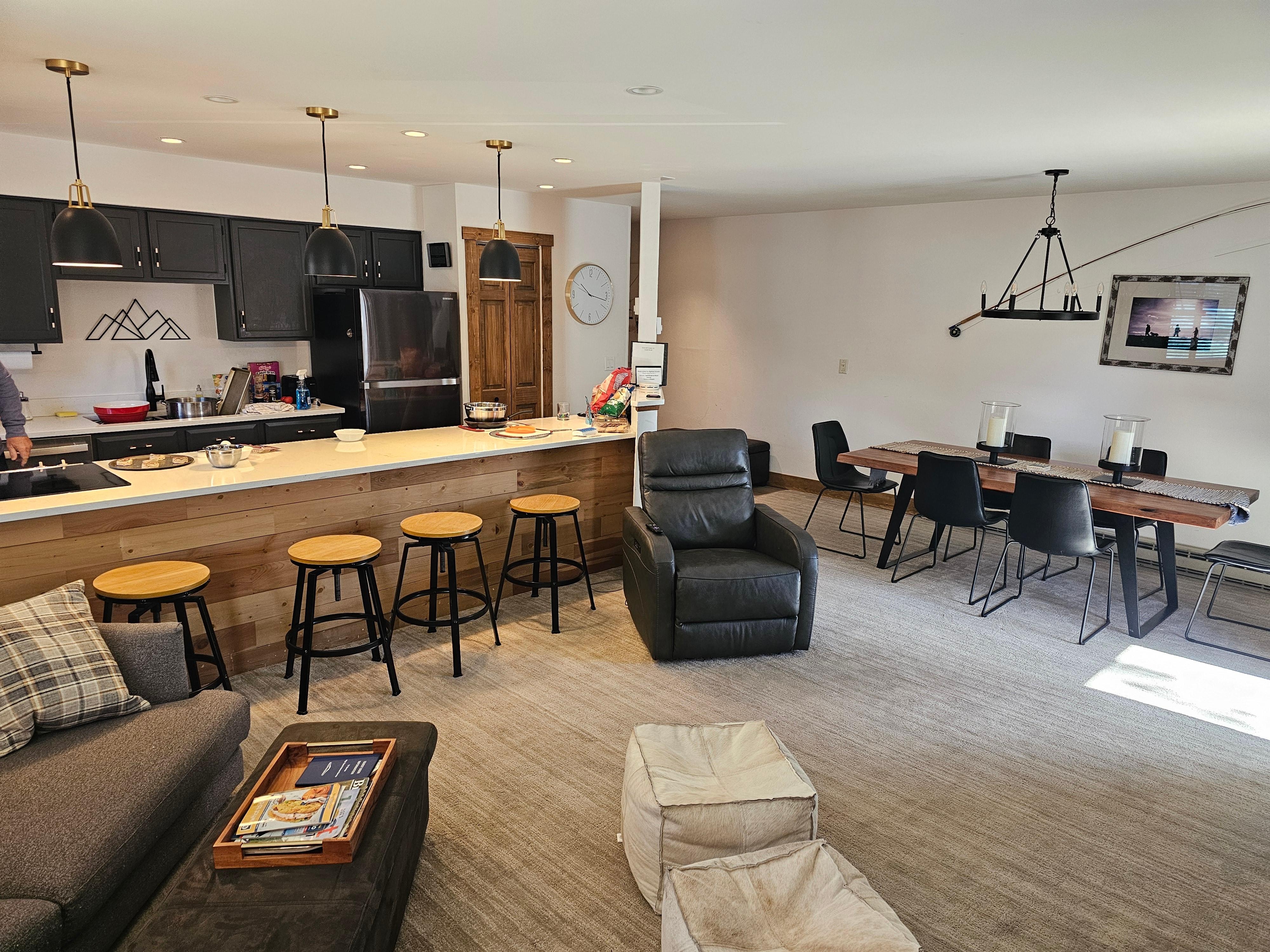 Very comfortable and the pictures are current