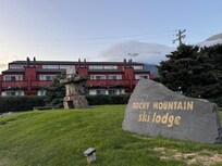 Entrance to Rocky Mountain Ski Lodge