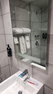 Every time I turn on the light the mirror makes a loud and annoying noise