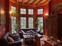 The living room - so much warmth