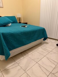 Front secondary bed