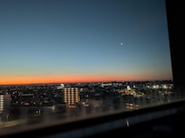 窓からの景色
日の出前、すごく綺麗でした!