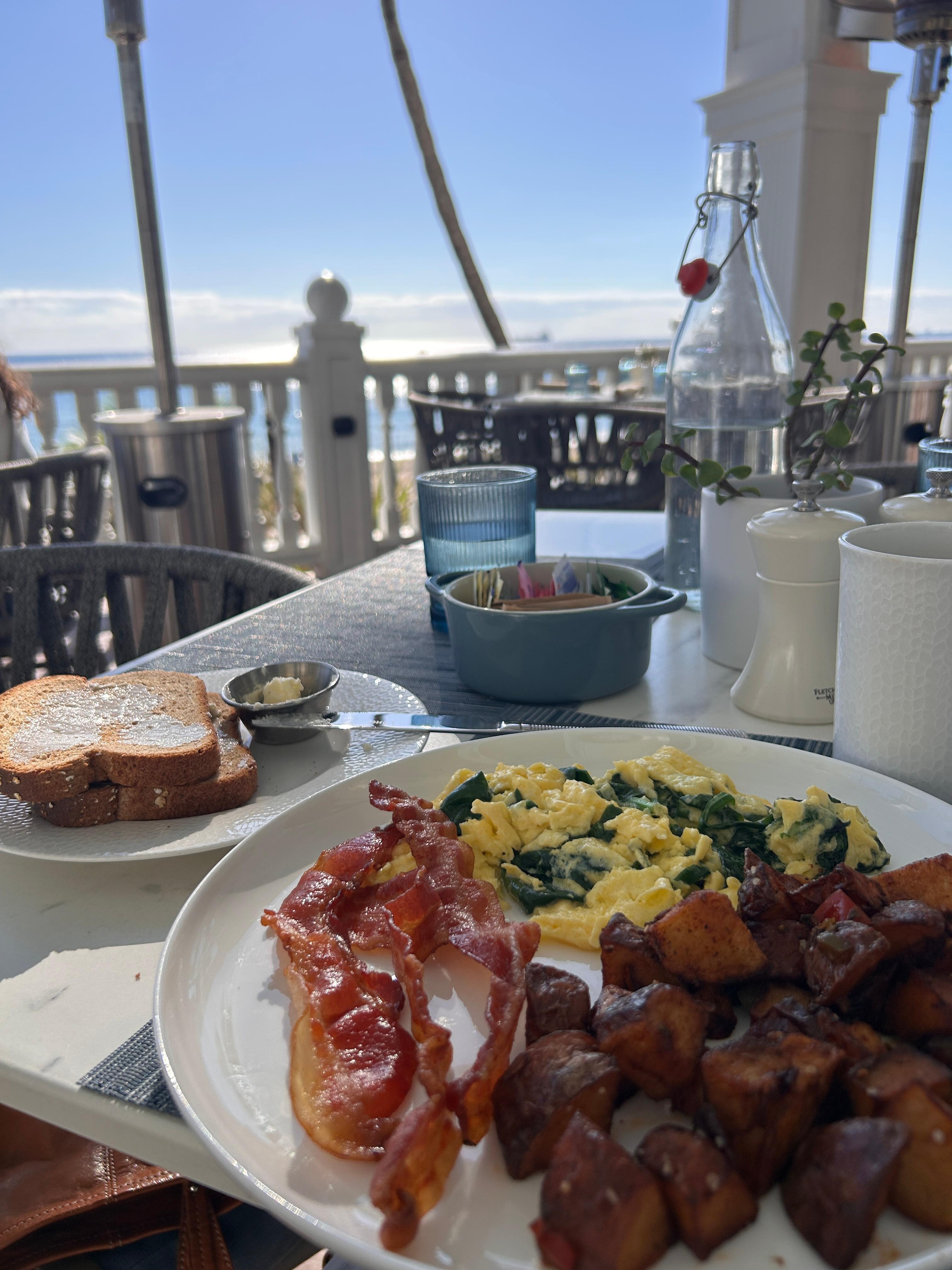 Breakfast right on the beach.