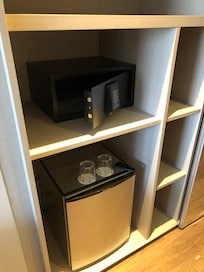 Fridge and in-Room Safe