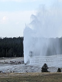 Beehive geyser.