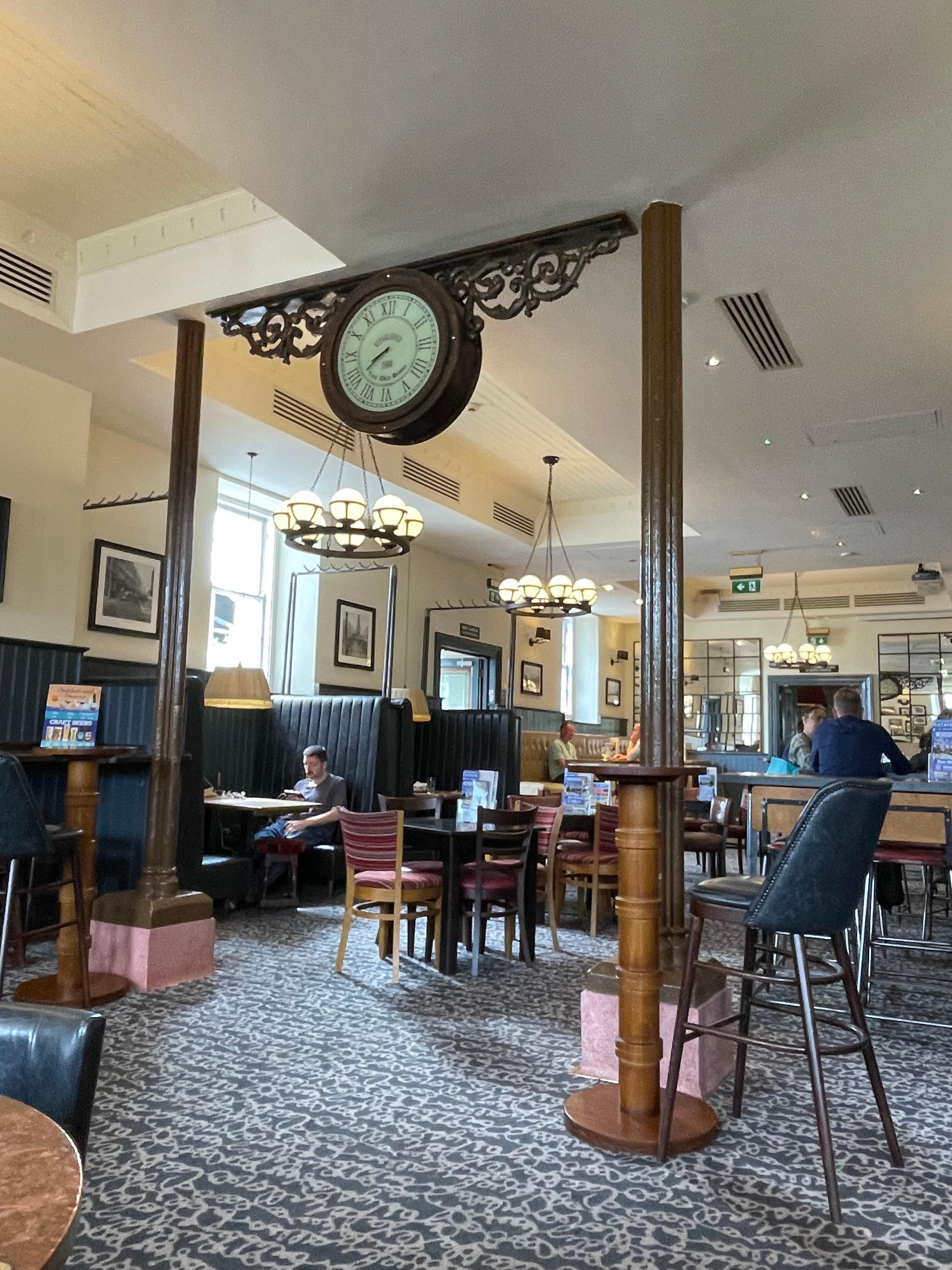Bar/restaurant 