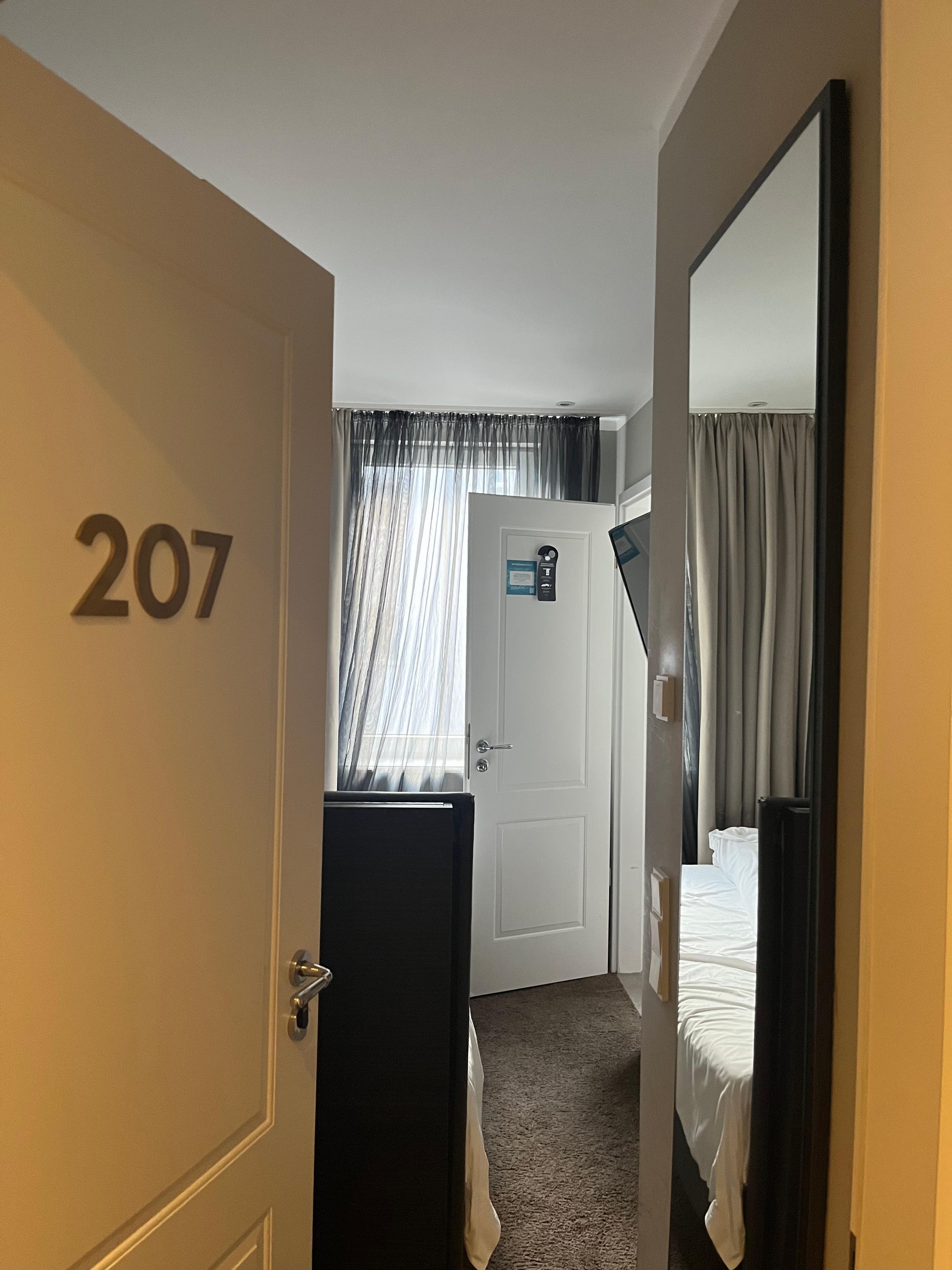 Cell 207.