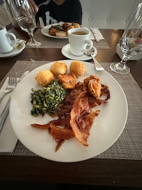 Continental breakfast still includes Jamaican favourites like fried dumplings, cabbage/callaloo, boiled dumplings, stew chicken/fish.