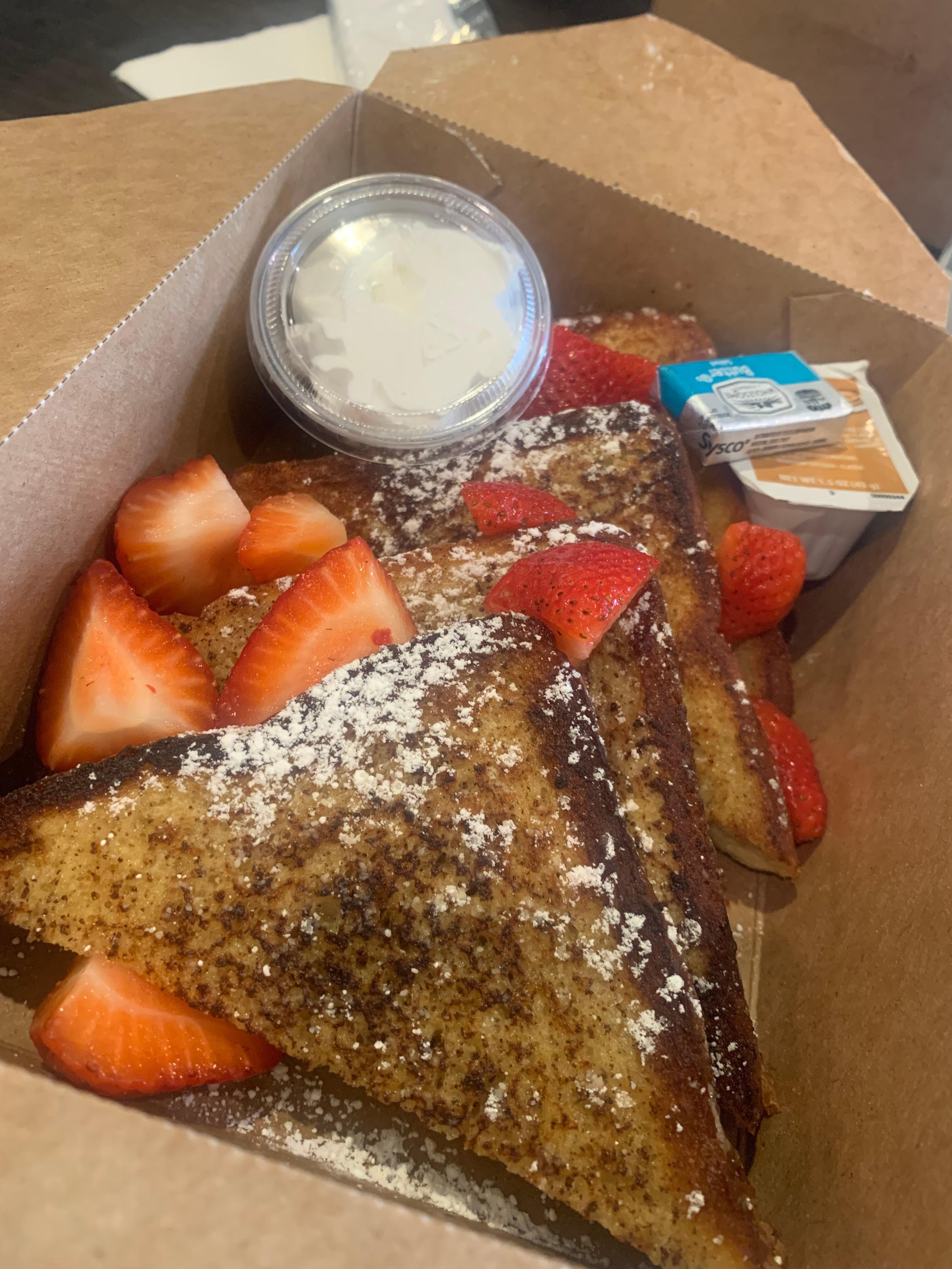 Food and the staff at the dining services and bar. Is the best service during our stay