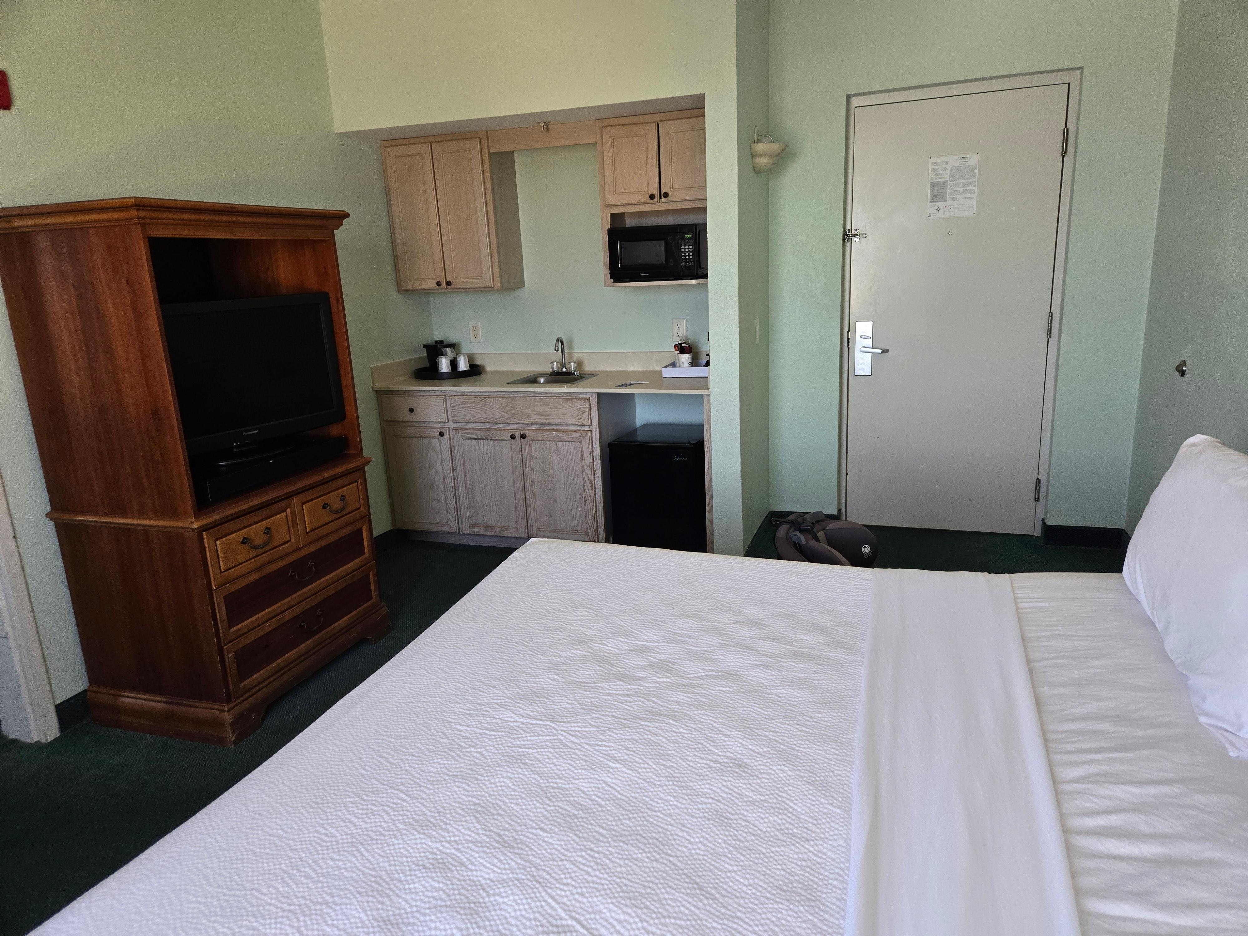 Family suite, 1K side of room