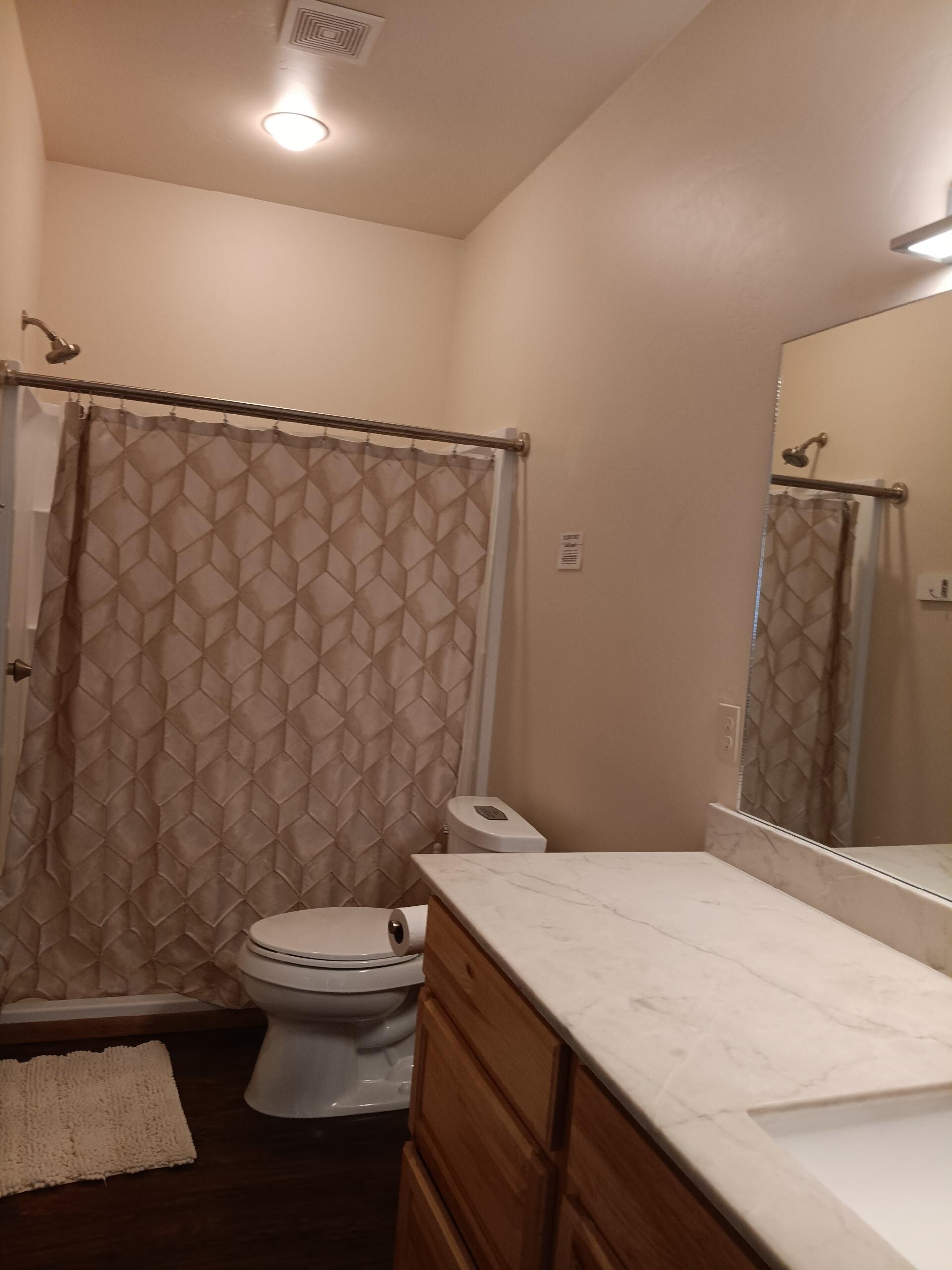 Huge bathroom!