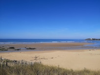 Plage de la falaise juste devant l apparemment
