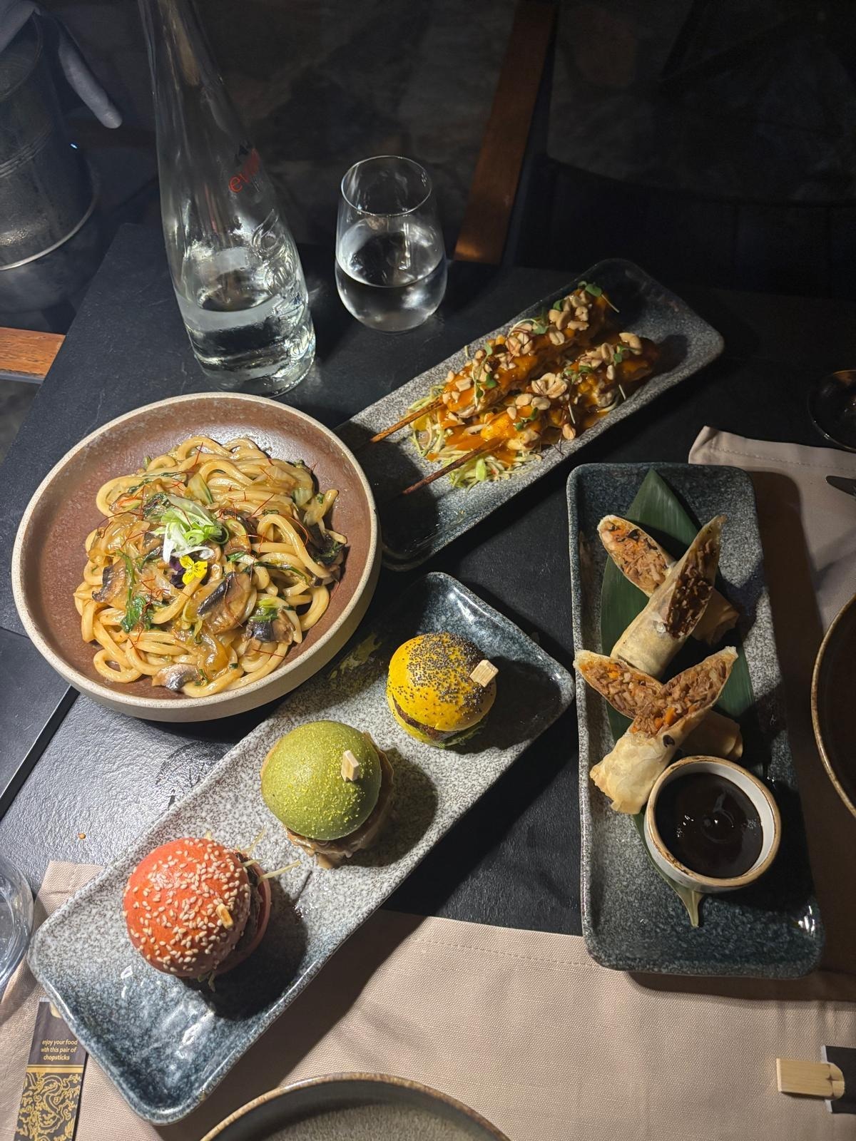 Food at Ipenema Lounge excellent Asian meal