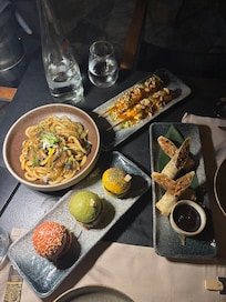 Food at Ipenema Lounge excellent Asian meal