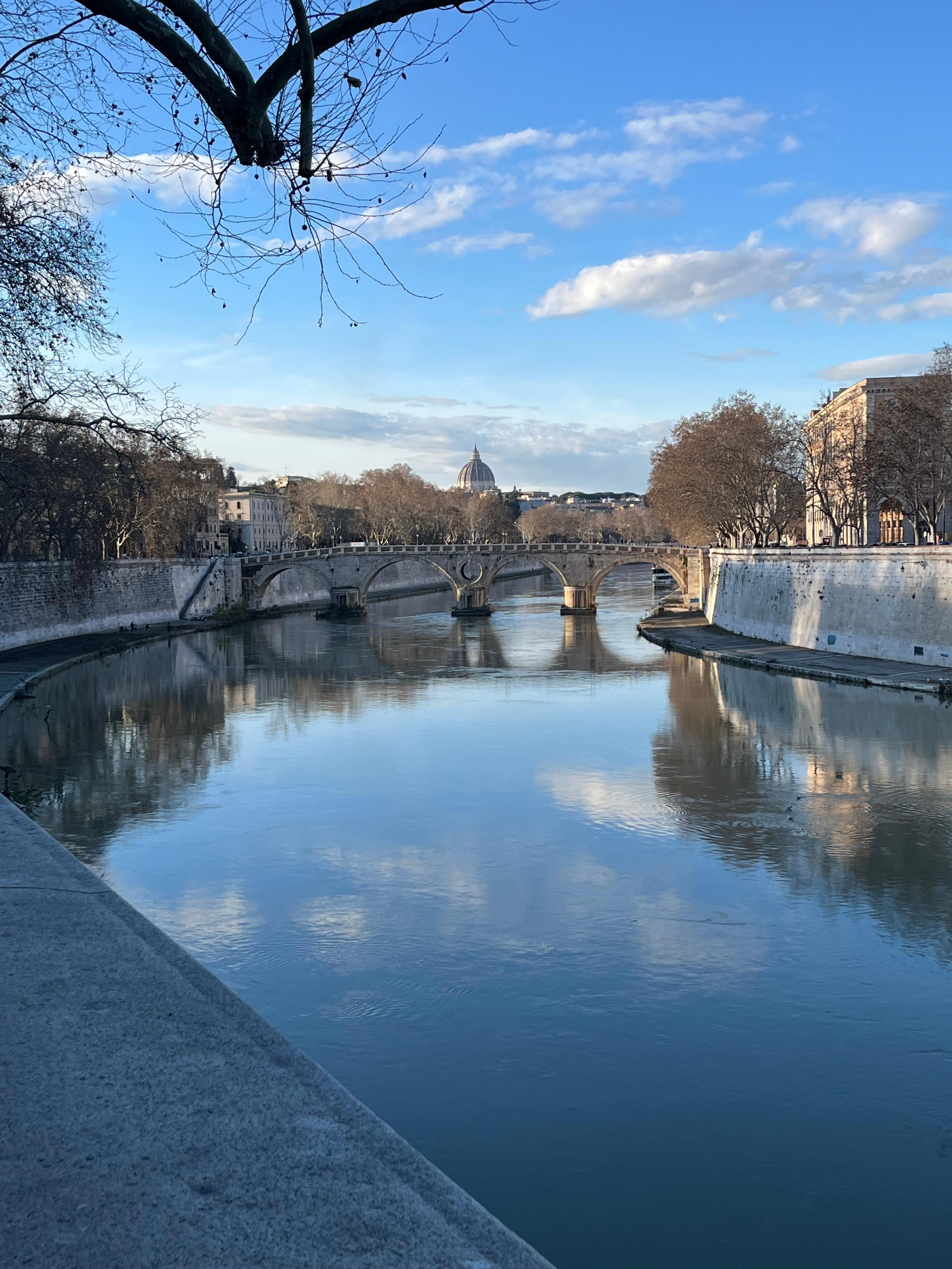 2 blocks from the apartment!