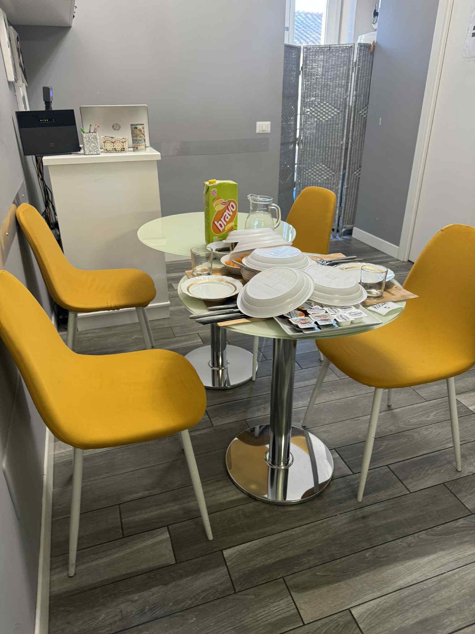 The fotos on hotels.com its not like this