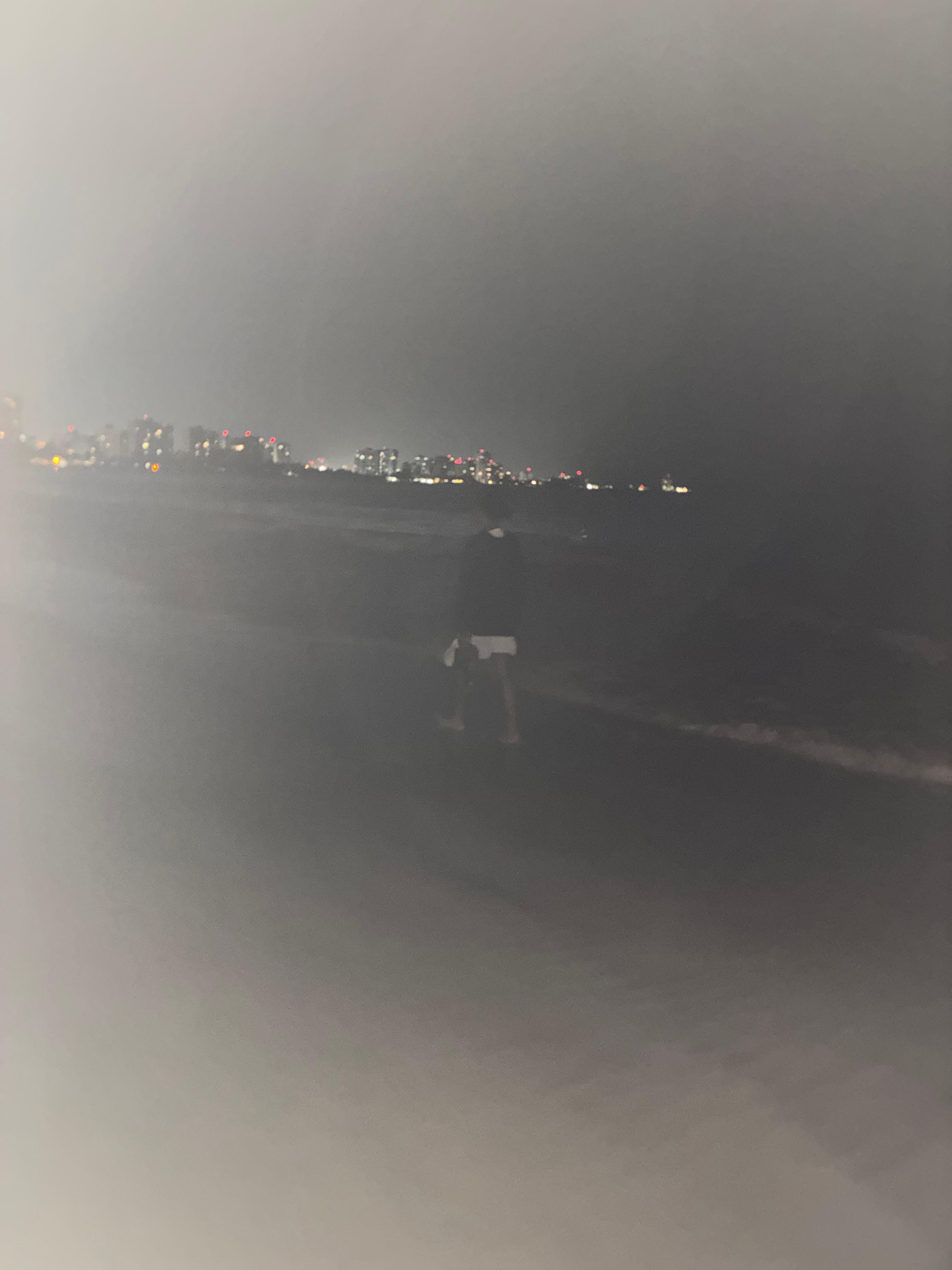 30 second walk to the beach