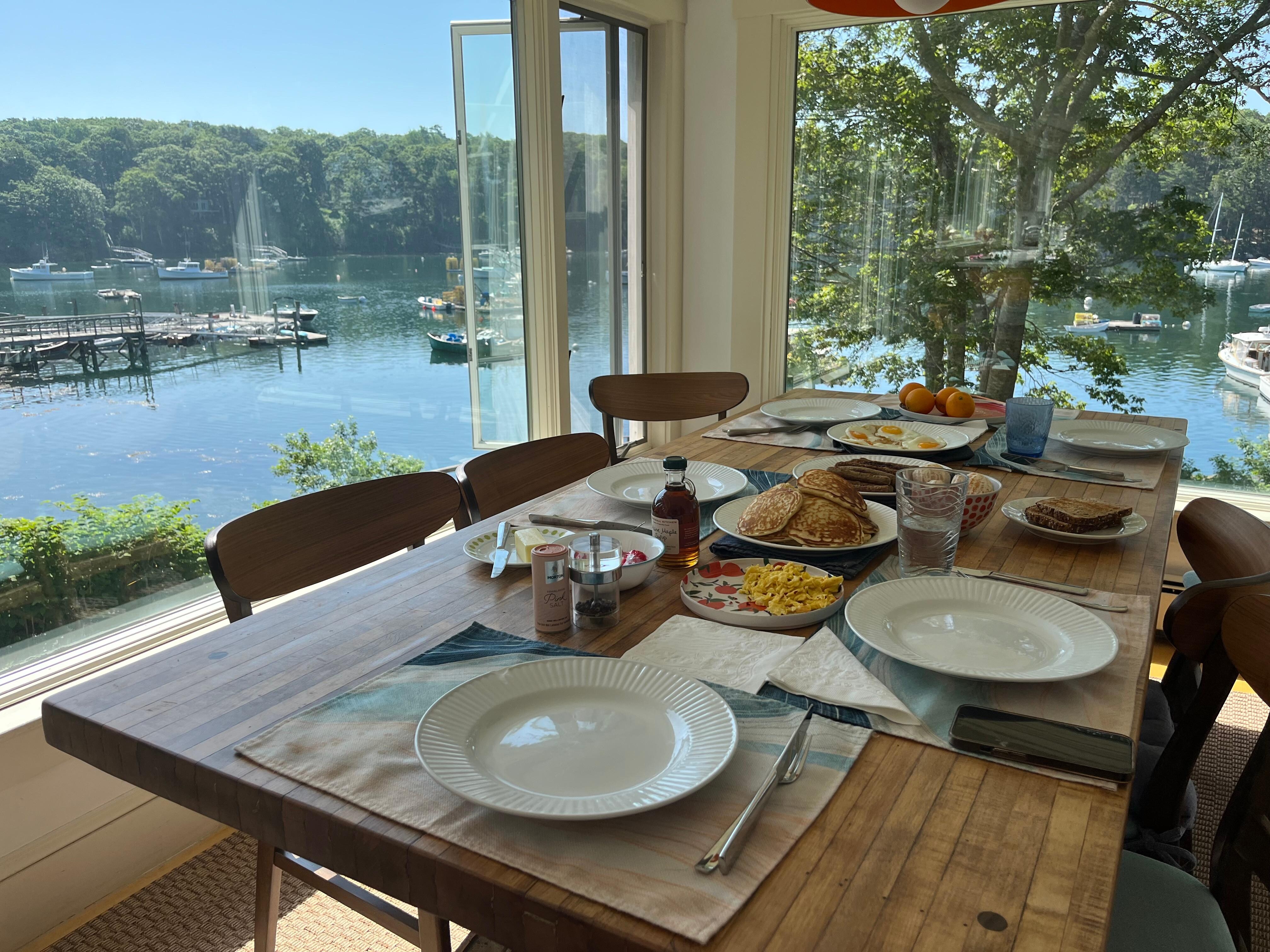 Breakfast with a view! 