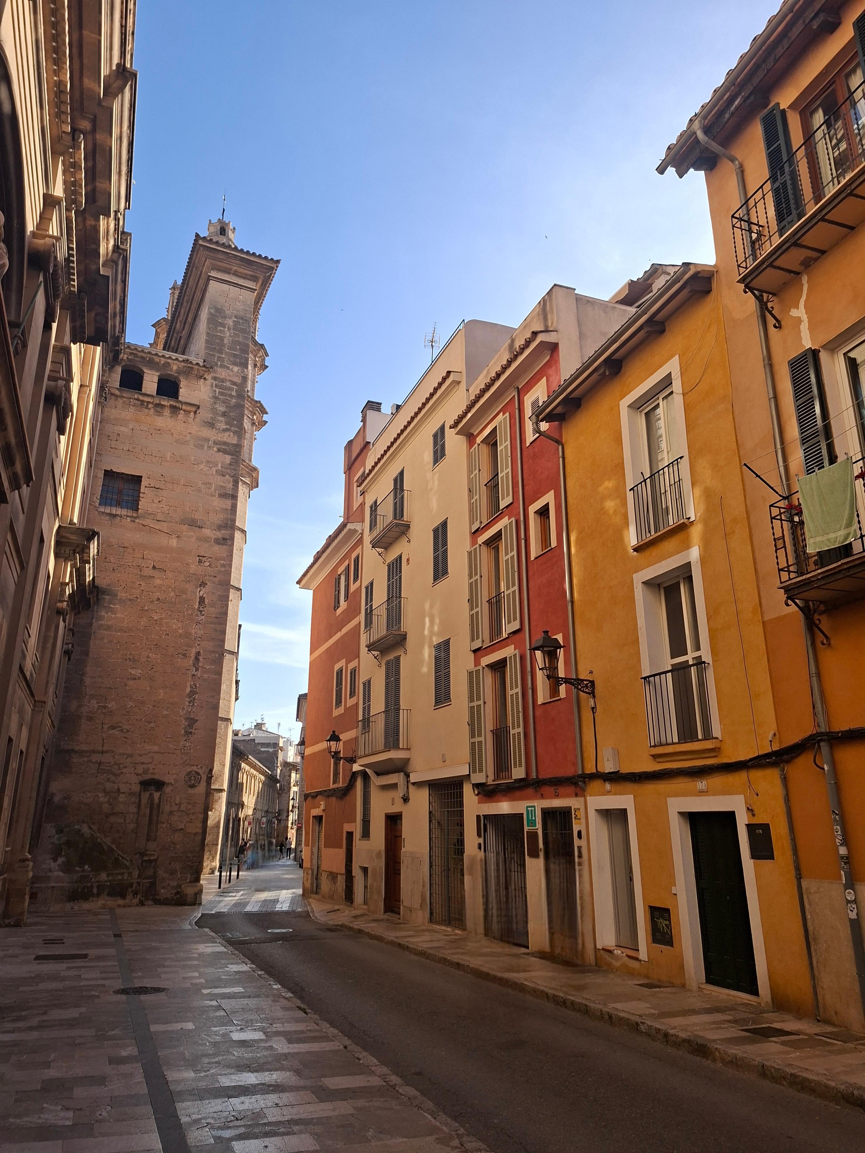 Apartment on the right