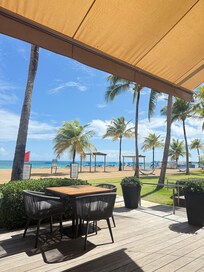 Resturant hotel view of the beach.