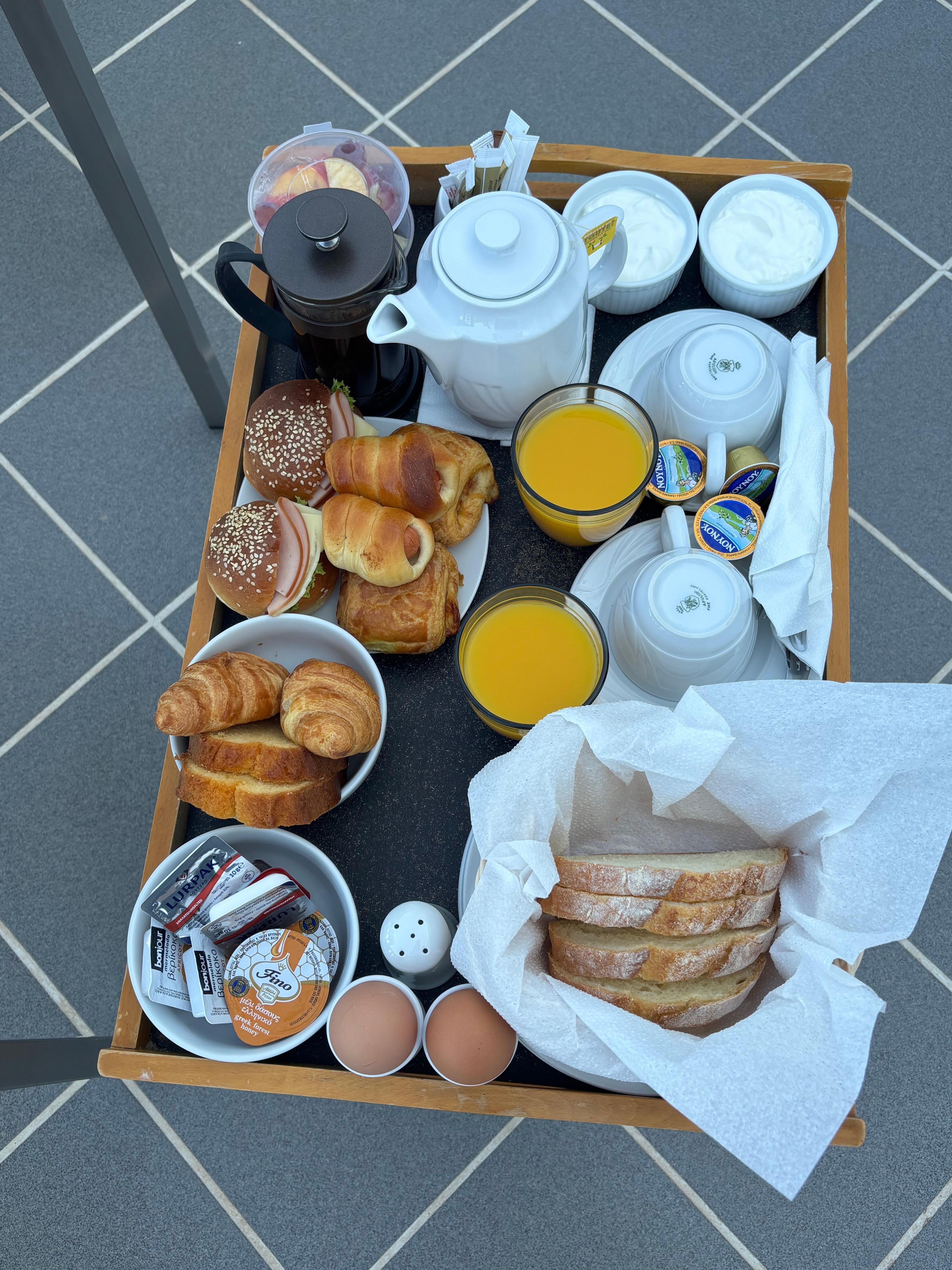 Breakfast (and lunch) 