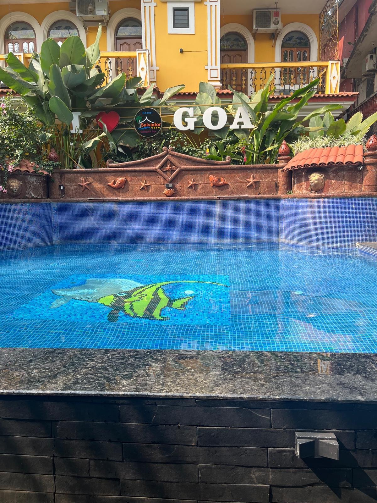 Gets some sun but probably not good for sun baithing but beach very close.