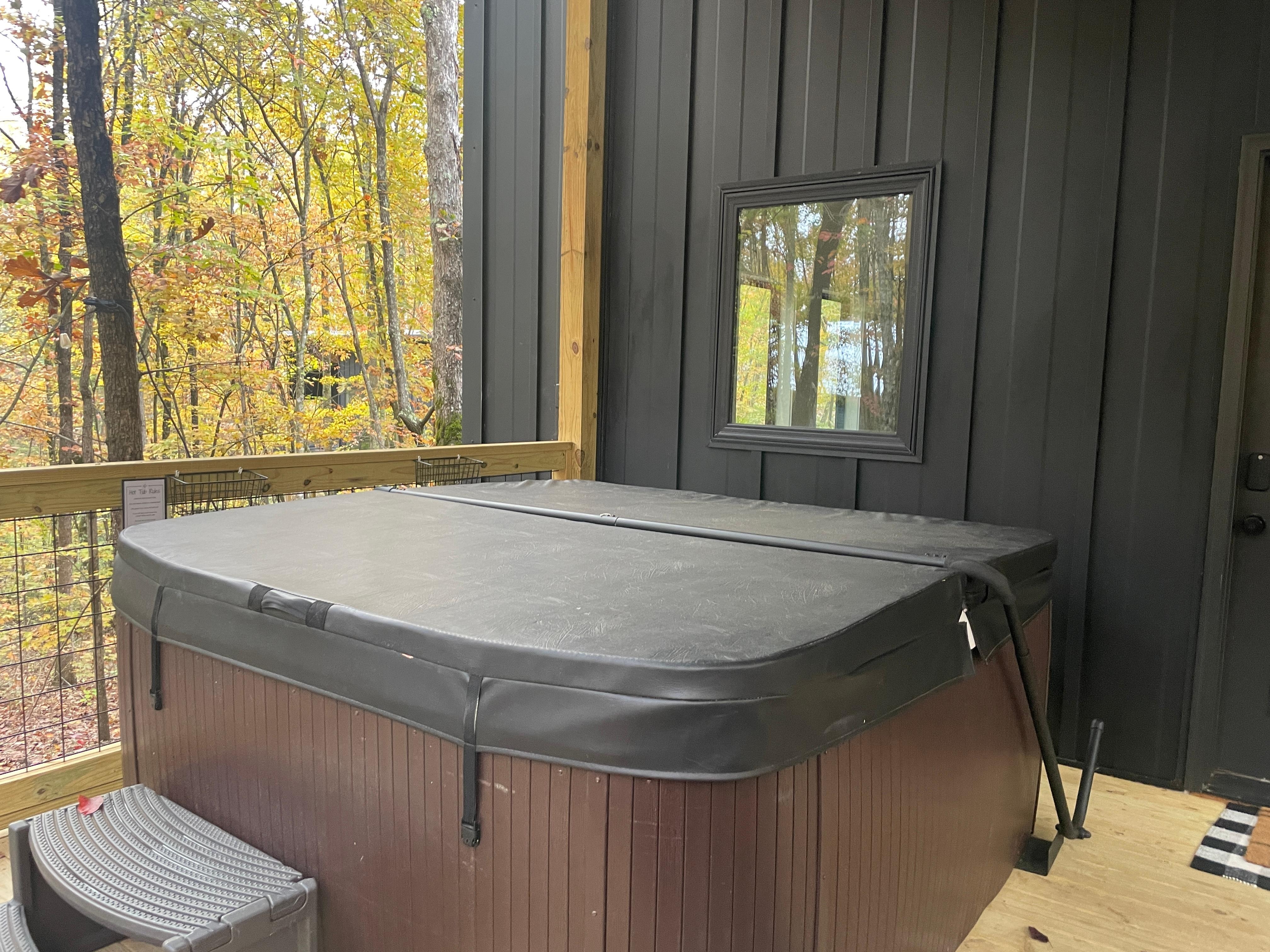 Hot tub/deck