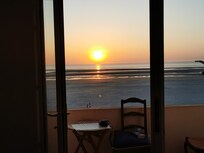 vue de l'appartement avec vue sur le petit balcon