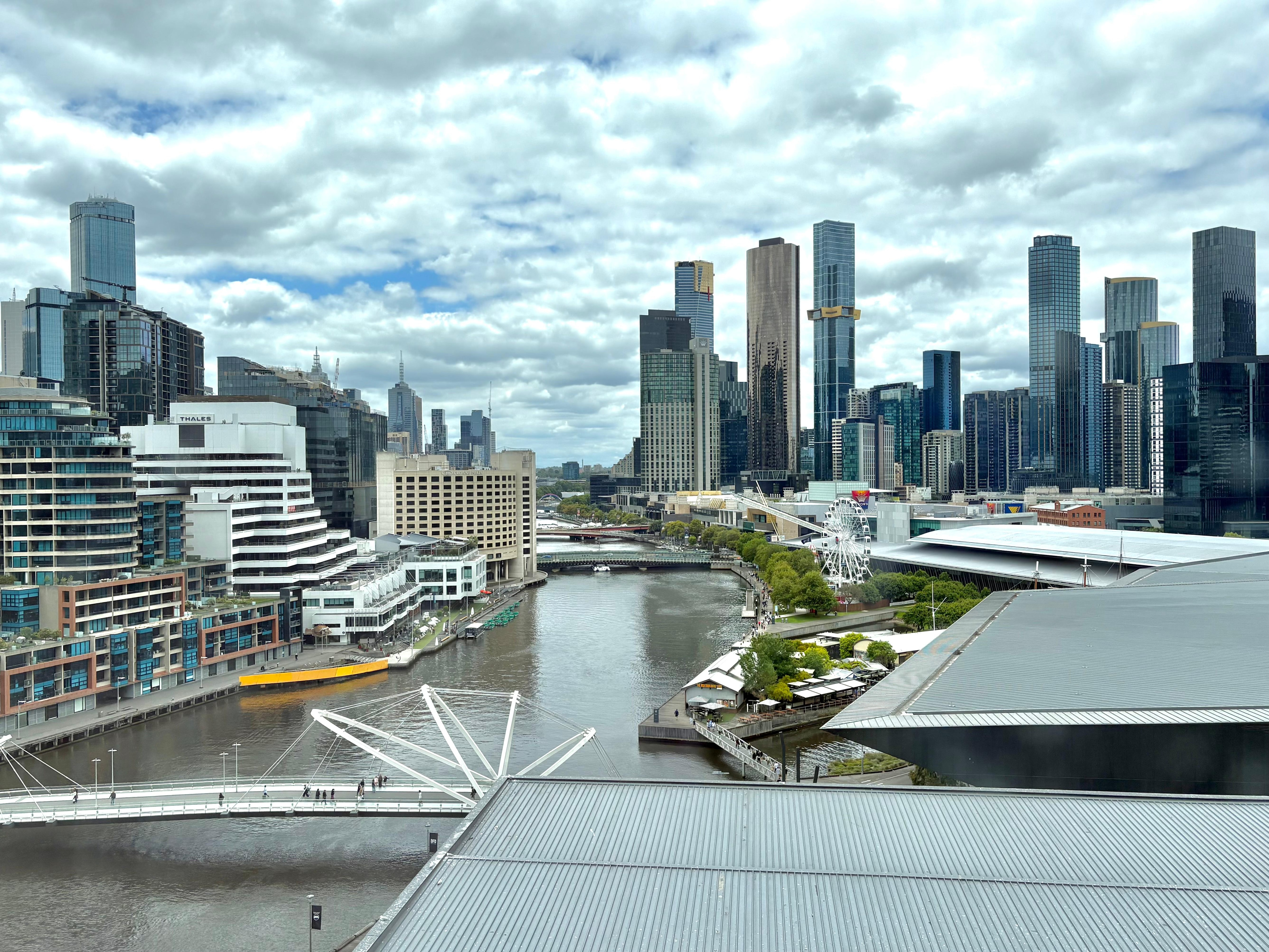 Panoramic Suite view (day)