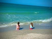 Beautiful aqua water at Archibald Park.