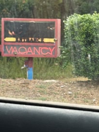Nostalgic vacancy sign