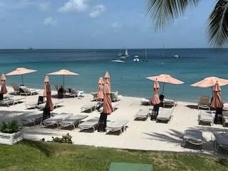 Beach front & Cabanas
