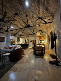 Stunning decor!