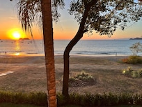 Unobstructed ocean views and perfect sunsets.