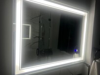 Super cool mirror in the bathroom