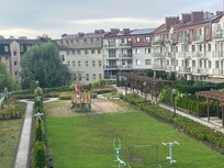 Innenhof mit Spielplatz