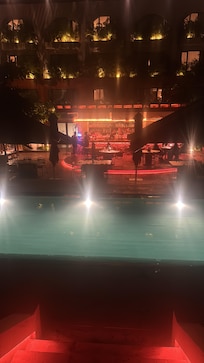 La
Zona de alberca es de lo mejor
Venden unas pizzas deliciosas