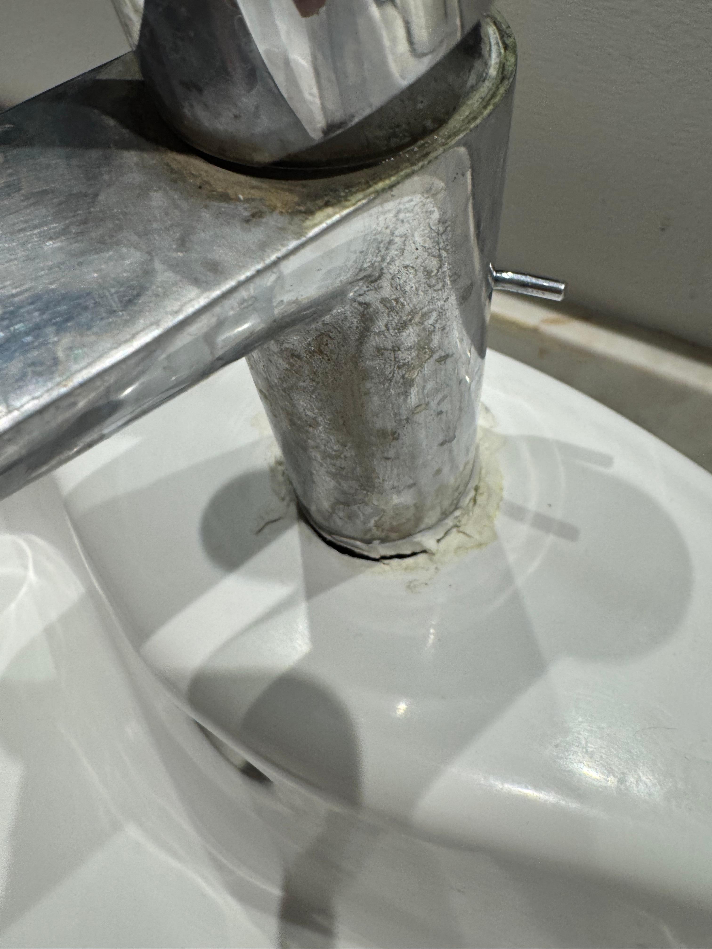 llave cayéndose a pedazos