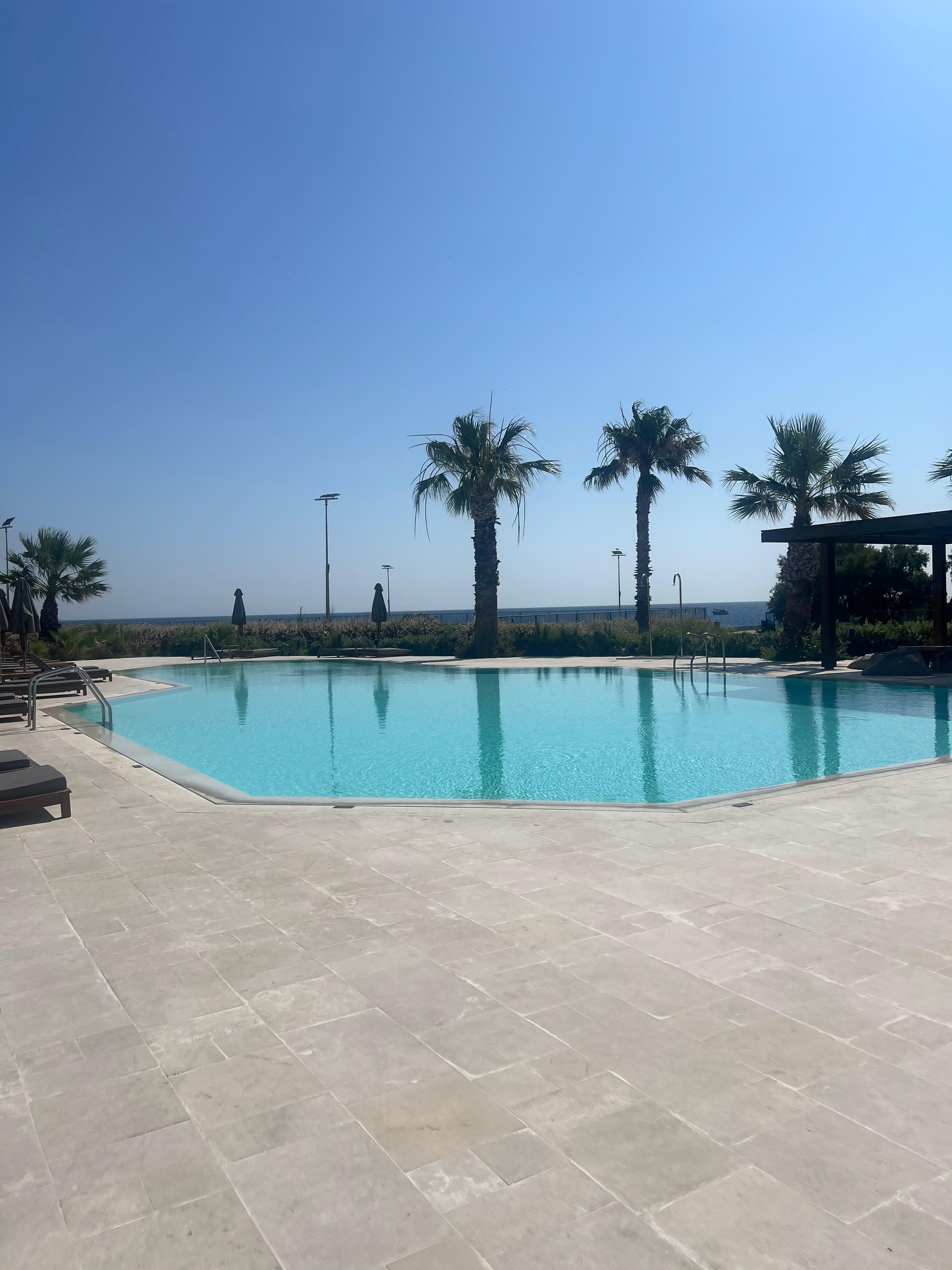 Pool 1