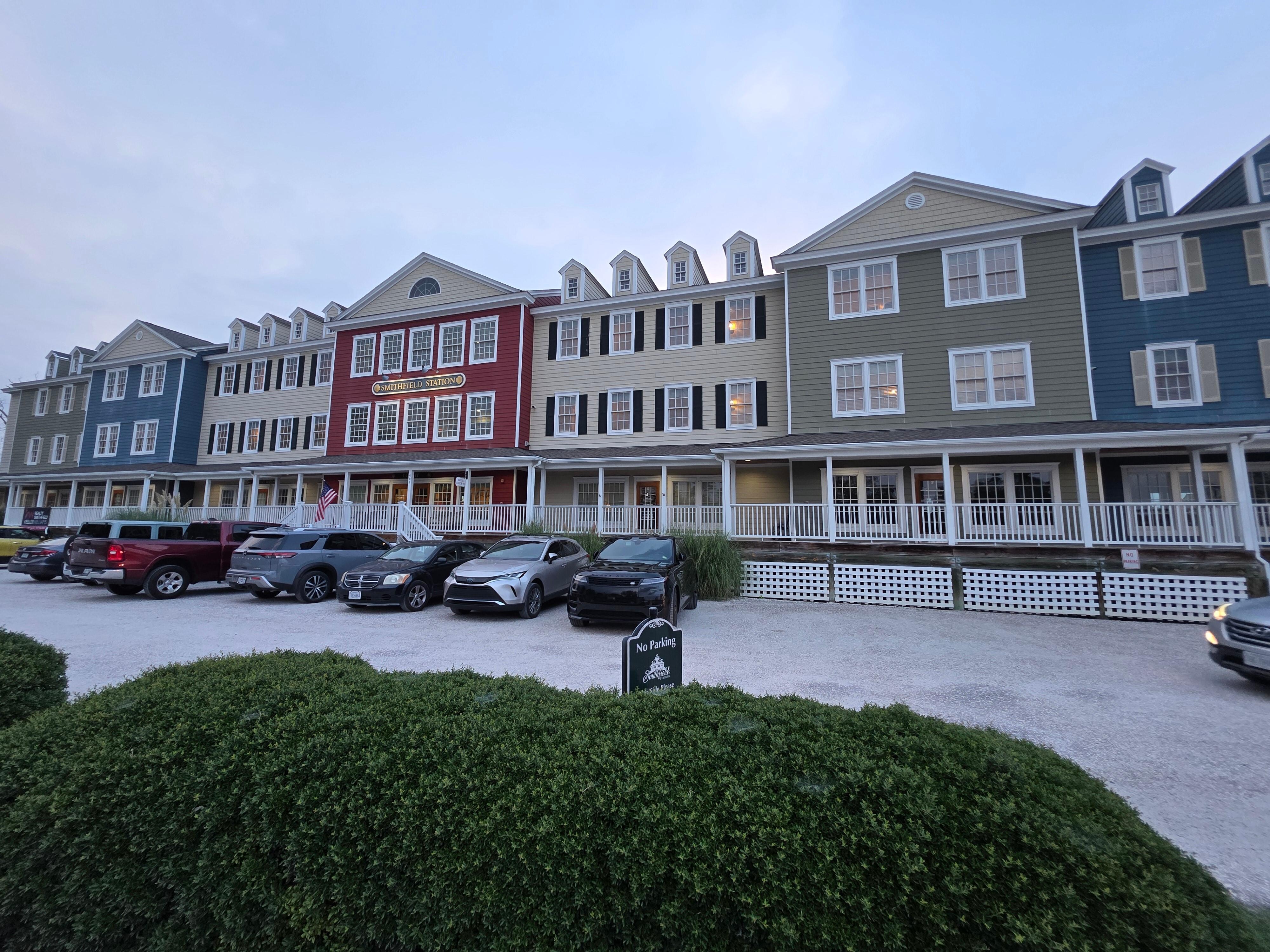Front view of Smithfield Station 