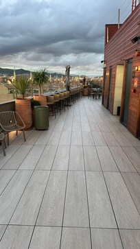 Rooftop bar/fantastic views