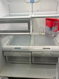 Food particles and spills in shelves