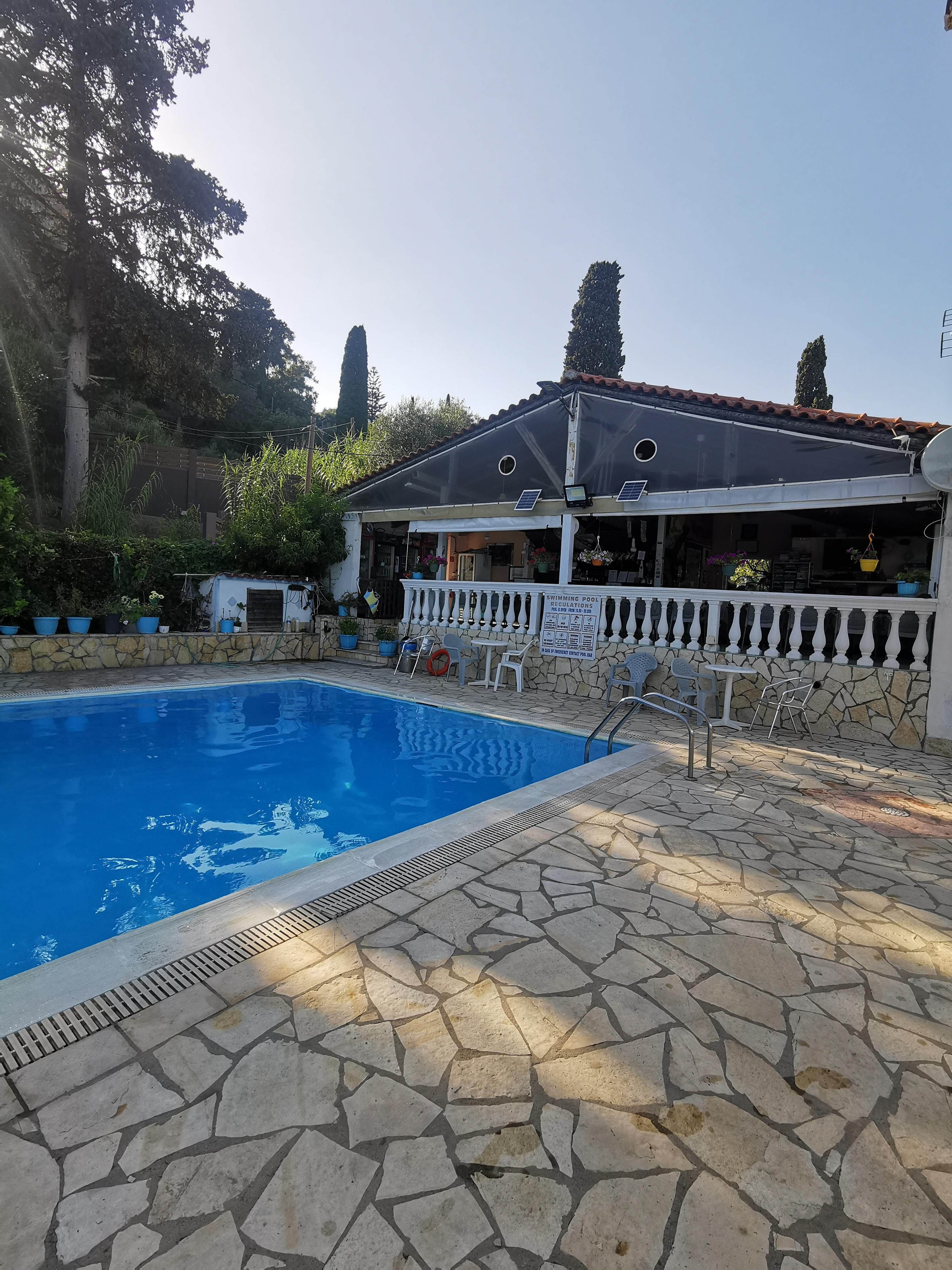 Piscine, Pool Bar/restaurant