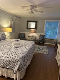 Loved the decor, room 208