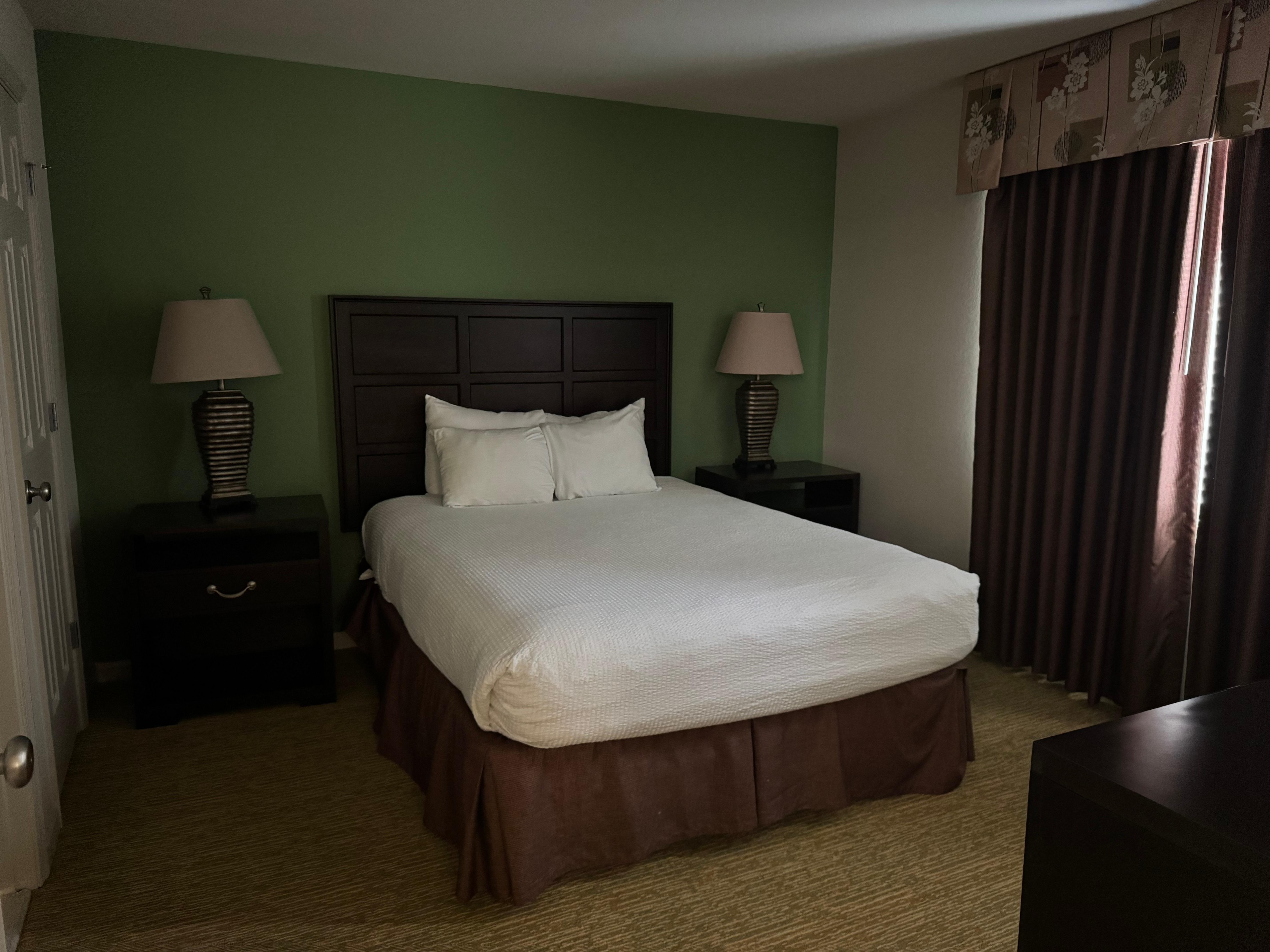 Queen size bed in one of the bedrooms, king in the other. 