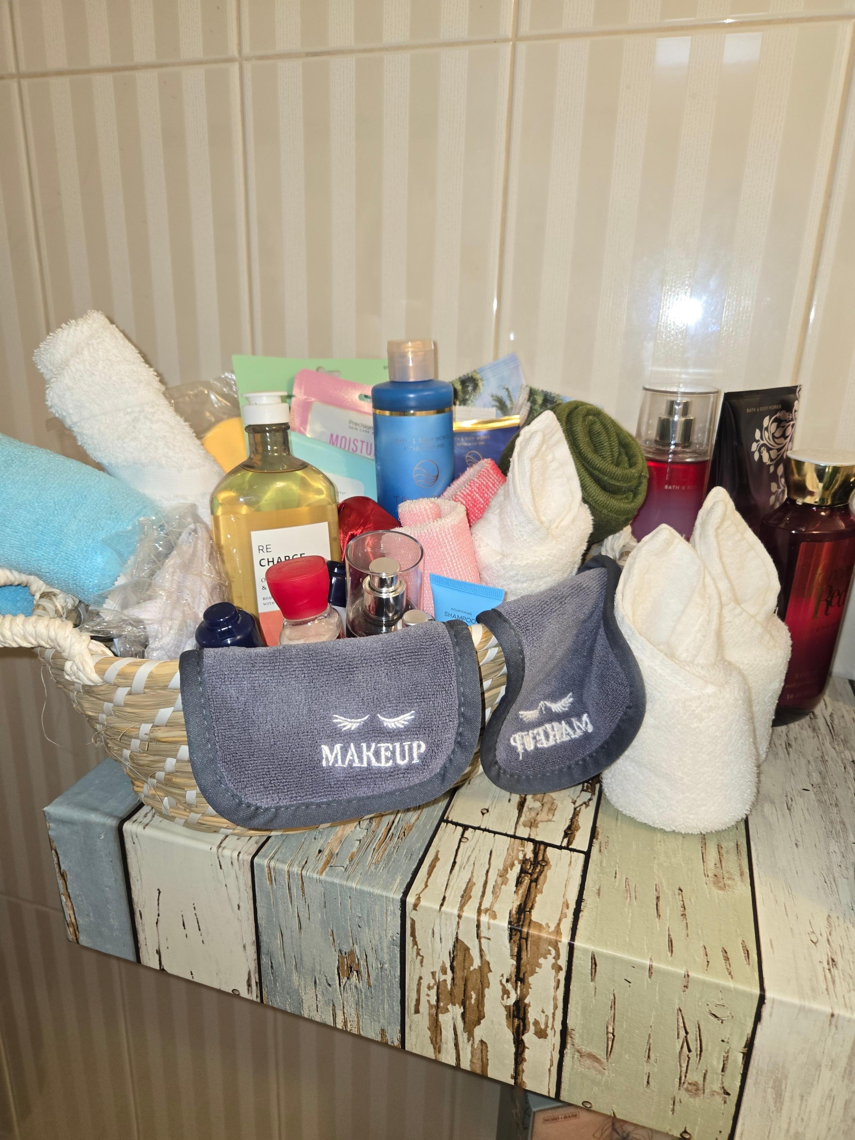 Some Master bathroom amenities