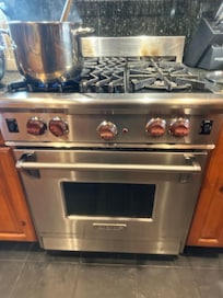 Oven did not work due to a electrical breaker issue, had to light the stove with a lighter in order to use the stove top