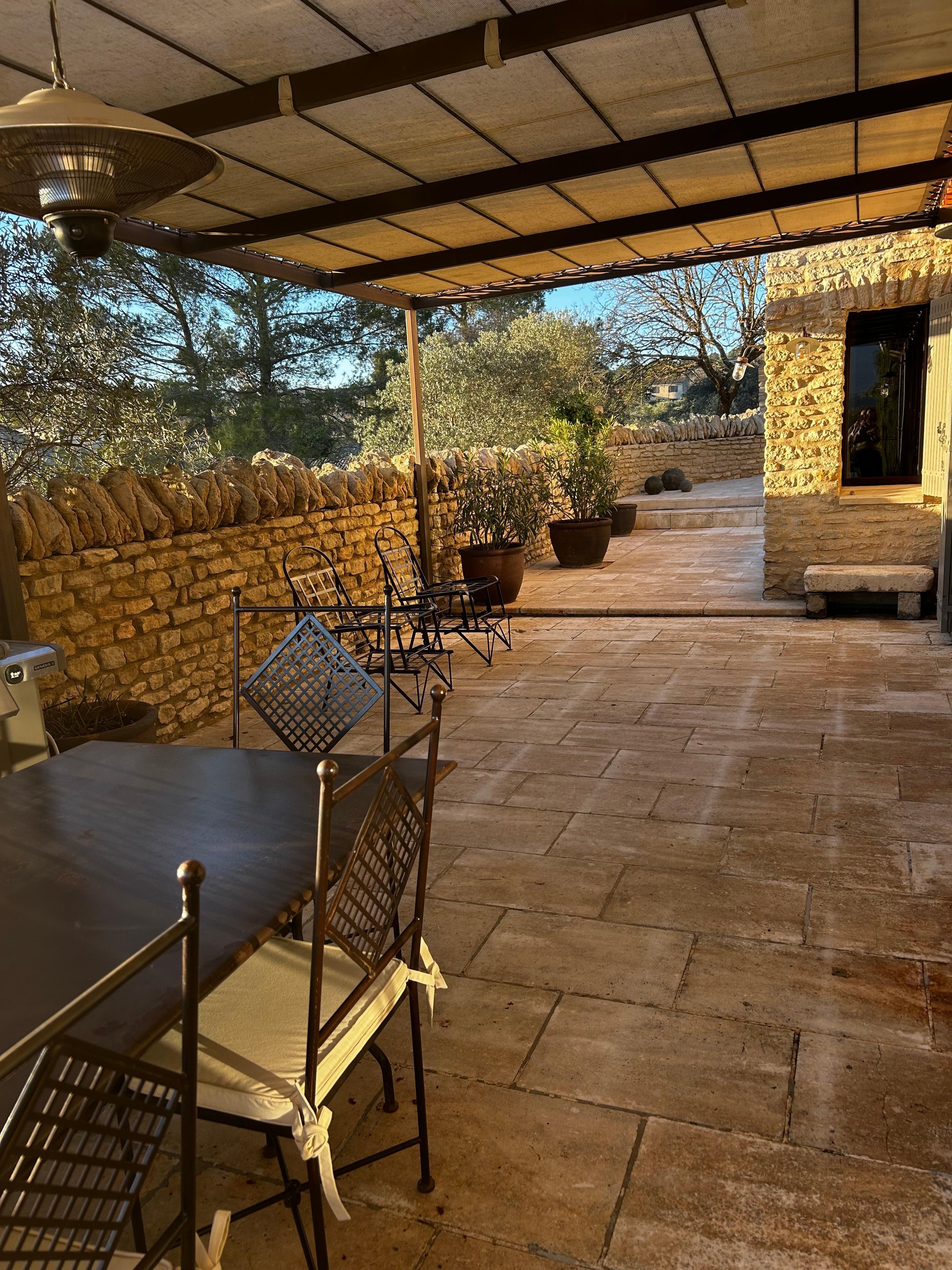 Comfortable outside eating and grilling area