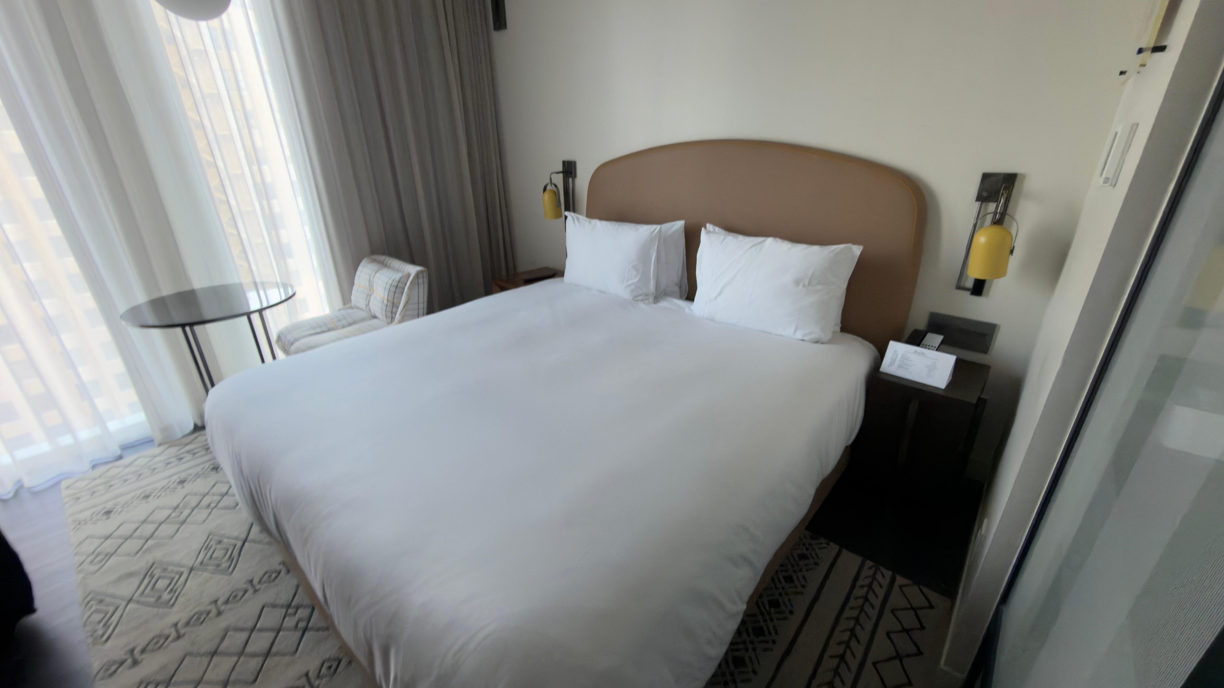 The solo traveler would love this minimalist designed room 